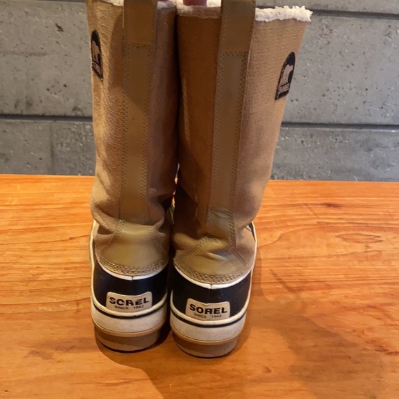 ❄️ Sorel Women’s Waterproof Snow boot with Sherpa fleece  lining - Picture 3 of 14